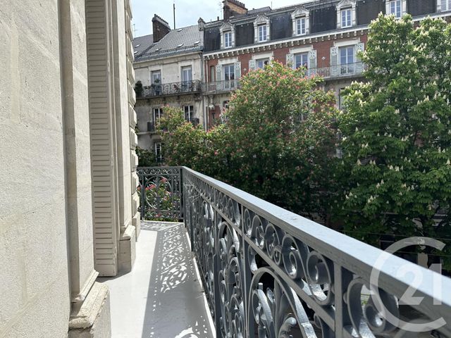 Appartement T6 à vendre - 6 pièces - 143.23 m2 - GRENOBLE - 38 - RHONE-ALPES - Century 21 Agence Foch