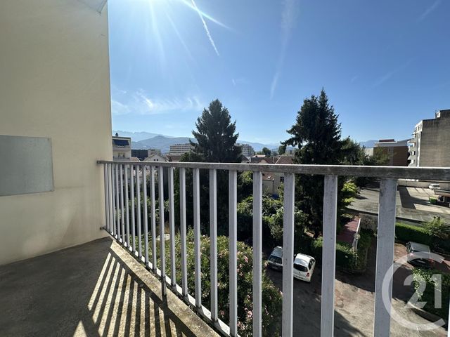 Appartement T2 à vendre - 2 pièces - 51.56 m2 - GRENOBLE - 38 - RHONE-ALPES - Century 21 Agence Foch