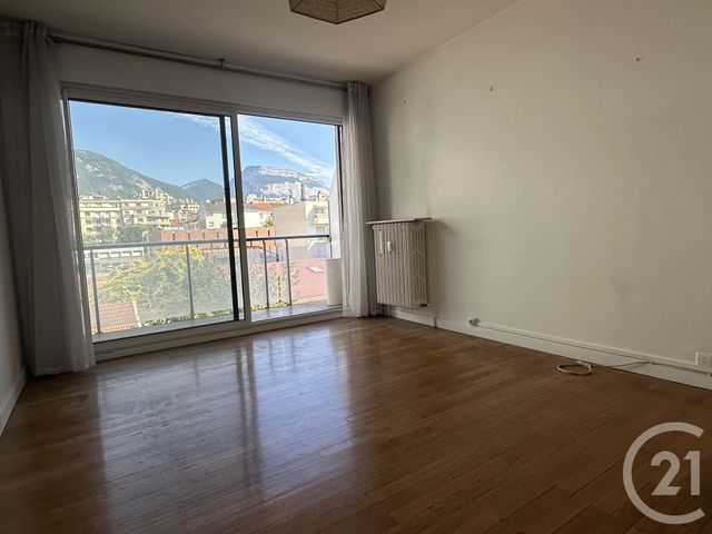 Appartement T2 à vendre - 2 pièces - 51.56 m2 - GRENOBLE - 38 - RHONE-ALPES - Century 21 Agence Foch