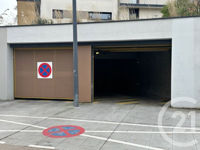 parking à vendre - 14.74 m2 - GRENOBLE - 38 - RHONE-ALPES - Century 21 Agence Foch