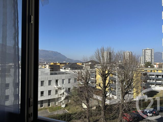Appartement T3 à vendre - 3 pièces - 53.43 m2 - ECHIROLLES - 38 - RHONE-ALPES - Century 21 Agence Foch
