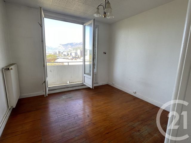 Appartement F2 à vendre - 2 pièces - 60.0 m2 - GRENOBLE - 38 - RHONE-ALPES - Century 21 Agence Foch