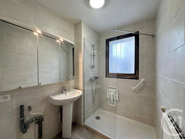 Appartement T4 à vendre - 4 pièces - 83.22 m2 - GRENOBLE - 38 - RHONE-ALPES - Century 21 Agence Foch