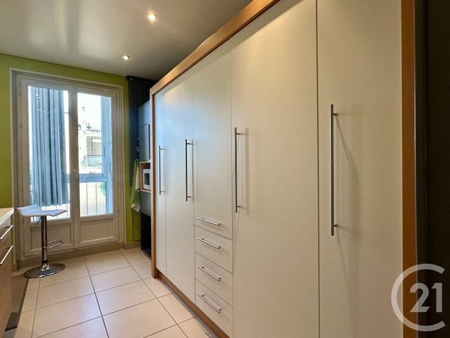 Appartement T4 à vendre - 4 pièces - 91.39 m2 - GRENOBLE - 38 - RHONE-ALPES - Century 21 Agence Foch