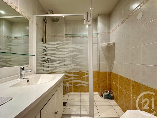 Appartement T4 à vendre - 4 pièces - 91.39 m2 - GRENOBLE - 38 - RHONE-ALPES - Century 21 Agence Foch