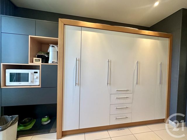 Appartement T4 à vendre - 4 pièces - 91.39 m2 - GRENOBLE - 38 - RHONE-ALPES - Century 21 Agence Foch