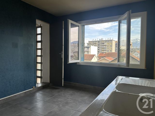 Appartement T3 à vendre - 3 pièces - 87.51 m2 - GRENOBLE - 38 - RHONE-ALPES - Century 21 Agence Foch