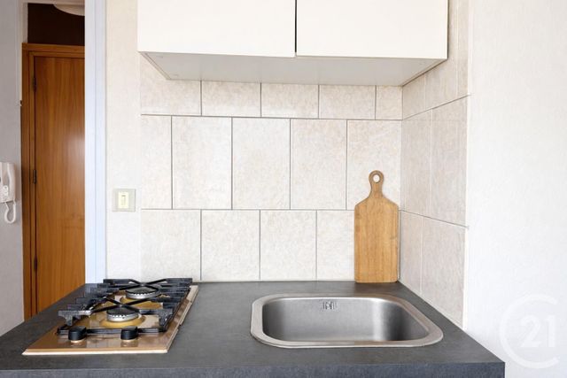 Appartement Studio à vendre - 1 pièce - 15.51 m2 - GRENOBLE - 38 - RHONE-ALPES - Century 21 Agence Foch