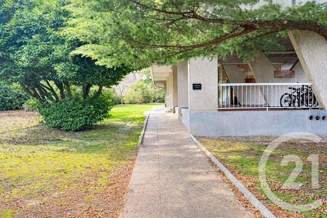 Appartement Studio à vendre - 1 pièce - 15.51 m2 - GRENOBLE - 38 - RHONE-ALPES - Century 21 Agence Foch