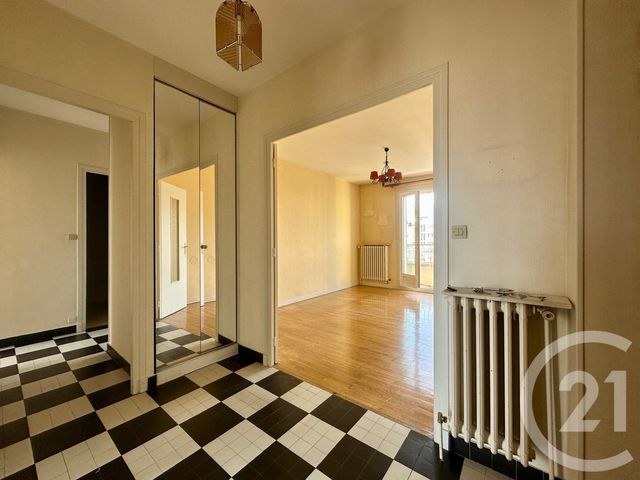 Appartement T4 à vendre - 4 pièces - 70.17 m2 - GRENOBLE - 38 - RHONE-ALPES - Century 21 Agence Foch