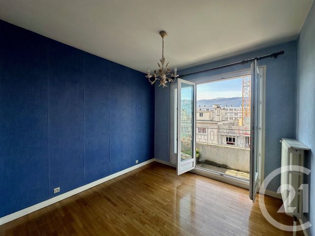 Appartement T4 à vendre - 4 pièces - 70.17 m2 - GRENOBLE - 38 - RHONE-ALPES - Century 21 Agence Foch