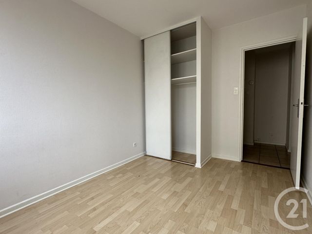 Appartement T4 à louer - 4 pièces - 68.0 m2 - GRENOBLE - 38 - RHONE-ALPES - Century 21 Agence Foch