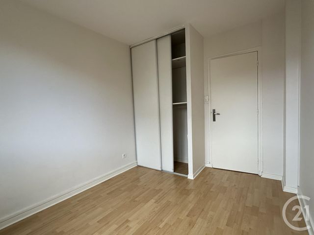 Appartement T4 à louer - 4 pièces - 68.0 m2 - GRENOBLE - 38 - RHONE-ALPES - Century 21 Agence Foch