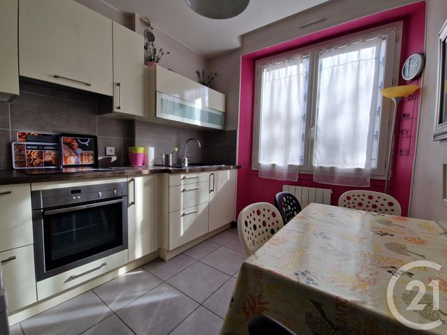 Appartement T2 à vendre - 2 pièces - 48.0 m2 - GRENOBLE - 38 - RHONE-ALPES - Century 21 Agence Foch