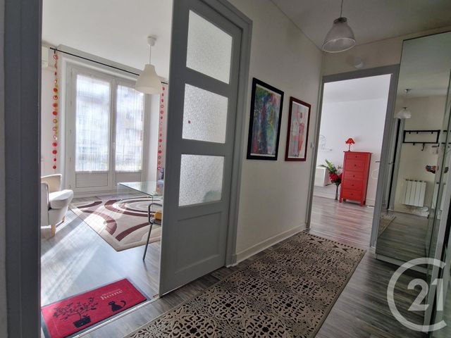 Appartement T2 à vendre - 2 pièces - 48.0 m2 - GRENOBLE - 38 - RHONE-ALPES - Century 21 Agence Foch