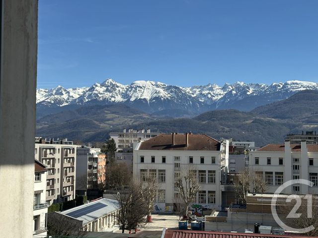 Appartement T4 à louer - 4 pièces - 80.76 m2 - GRENOBLE - 38 - RHONE-ALPES - Century 21 Agence Foch