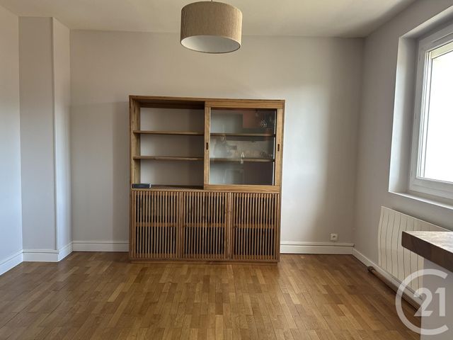 Appartement T4 à louer - 4 pièces - 80.76 m2 - GRENOBLE - 38 - RHONE-ALPES - Century 21 Agence Foch