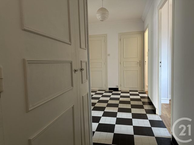 Appartement T4 à louer - 4 pièces - 80.76 m2 - GRENOBLE - 38 - RHONE-ALPES - Century 21 Agence Foch