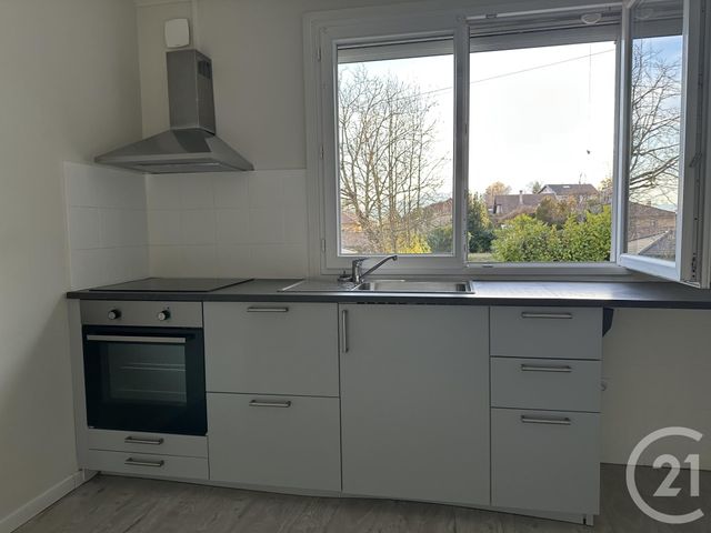 Appartement T3 à louer - 3 pièces - 84.52 m2 - BIVIERS - 38 - RHONE-ALPES - Century 21 Agence Foch