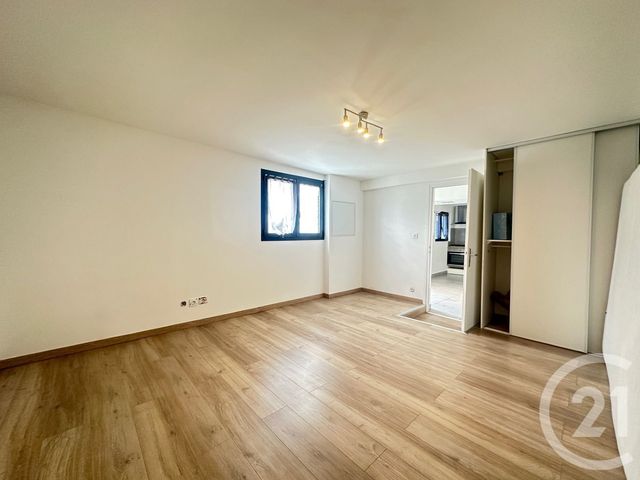 Appartement T2 à vendre - 2 pièces - 39.42 m2 - VILLARD BONNOT - 38 - RHONE-ALPES - Century 21 Agence Foch
