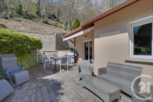 maison à vendre - 6 pièces - 150.72 m2 - ST PAUL DE VARCES - 38 - RHONE-ALPES - Century 21 Agence Foch