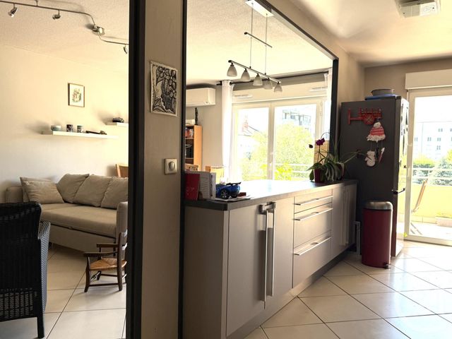 Appartement T3 à vendre - 3 pièces - 66.43 m2 - FONTAINE - 38 - RHONE-ALPES - Century 21 Agence Foch