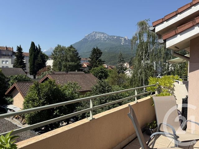Appartement T3 à vendre - 3 pièces - 66.43 m2 - FONTAINE - 38 - RHONE-ALPES - Century 21 Agence Foch