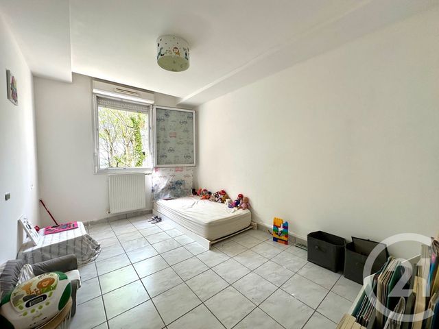 Appartement T4 à vendre - 4 pièces - 88.93 m2 - GRENOBLE - 38 - RHONE-ALPES - Century 21 Agence Foch