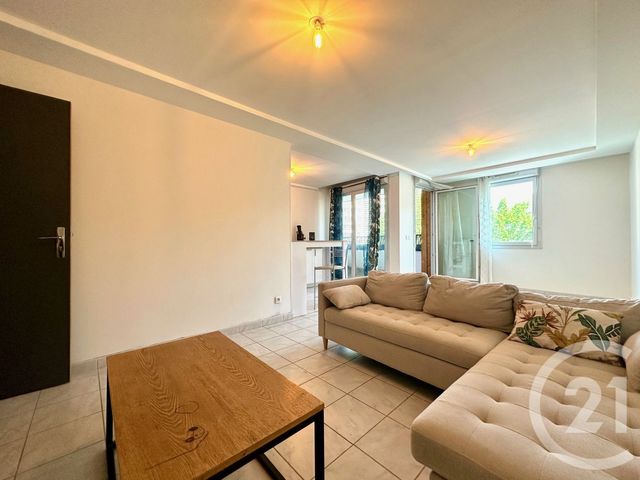 Appartement T4 à vendre - 4 pièces - 88.93 m2 - GRENOBLE - 38 - RHONE-ALPES - Century 21 Agence Foch