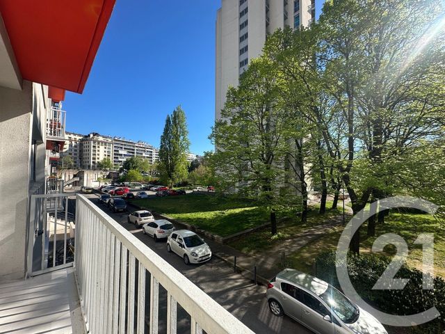 Appartement T4 à vendre - 4 pièces - 70.59 m2 - GRENOBLE - 38 - RHONE-ALPES - Century 21 Agence Foch