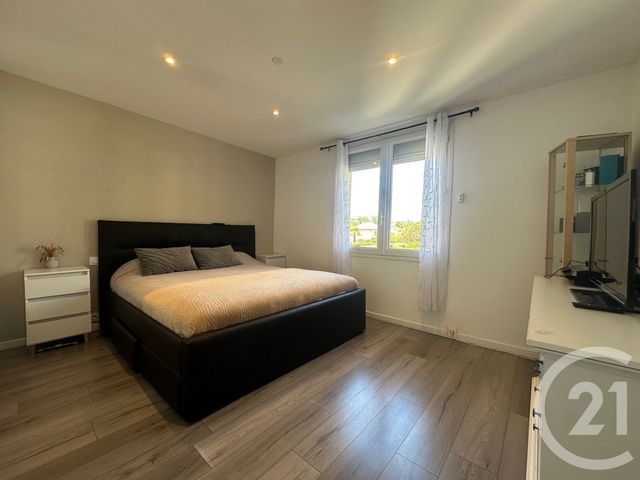 Appartement T4 à vendre - 4 pièces - 81.19 m2 - VILLARD BONNOT - 38 - RHONE-ALPES - Century 21 Agence Foch