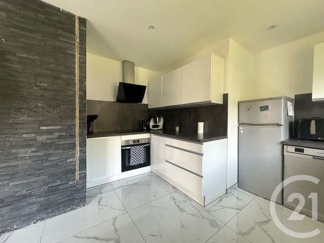 Appartement T4 à vendre - 4 pièces - 81.19 m2 - VILLARD BONNOT - 38 - RHONE-ALPES - Century 21 Agence Foch