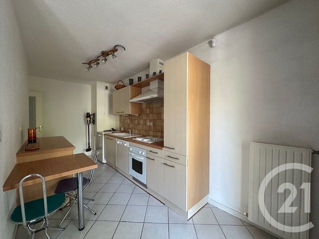 Appartement T3 à vendre - 3 pièces - 65.6 m2 - GRENOBLE - 38 - RHONE-ALPES - Century 21 Agence Foch