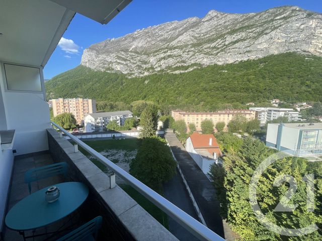 Appartement à vendre - 3 pièces - 59.05 m2 - ST EGREVE - 38 - RHONE-ALPES - Century 21 Agence Foch