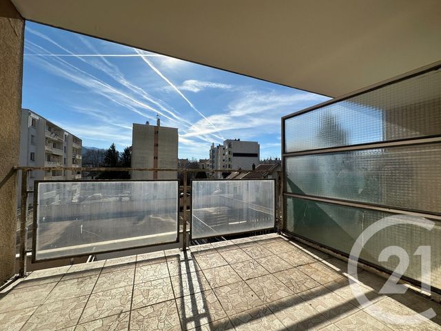Appartement Studio à louer - 1 pièce - 17.49 m2 - GRENOBLE - 38 - RHONE-ALPES - Century 21 Agence Foch