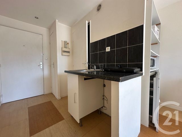 Appartement Studio à louer - 1 pièce - 17.49 m2 - GRENOBLE - 38 - RHONE-ALPES - Century 21 Agence Foch
