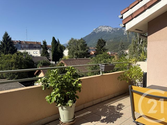 Appartement T3 à vendre - 3 pièces - 66.43 m2 - FONTAINE - 38 - RHONE-ALPES - Century 21 Agence Foch