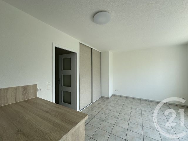 Appartement T1 à vendre - 1 pièce - 26.29 m2 - GRENOBLE - 38 - RHONE-ALPES - Century 21 Agence Foch