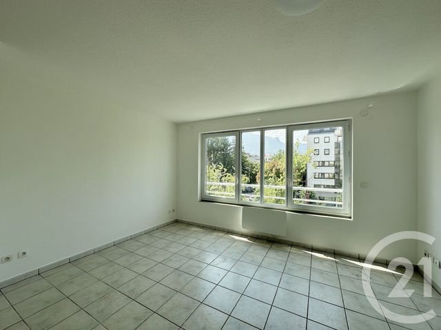 Appartement T1 à vendre - 1 pièce - 26.29 m2 - GRENOBLE - 38 - RHONE-ALPES - Century 21 Agence Foch
