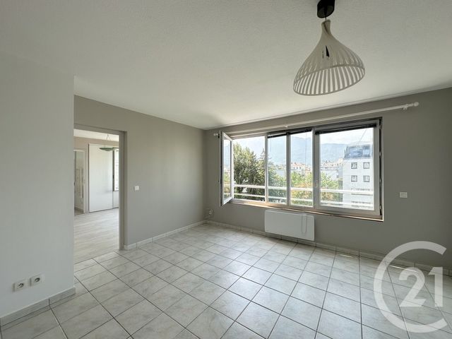 Appartement T2 à vendre - 2 pièces - 40.94 m2 - GRENOBLE - 38 - RHONE-ALPES - Century 21 Agence Foch