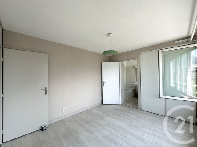 Appartement T2 à vendre - 2 pièces - 40.94 m2 - GRENOBLE - 38 - RHONE-ALPES - Century 21 Agence Foch
