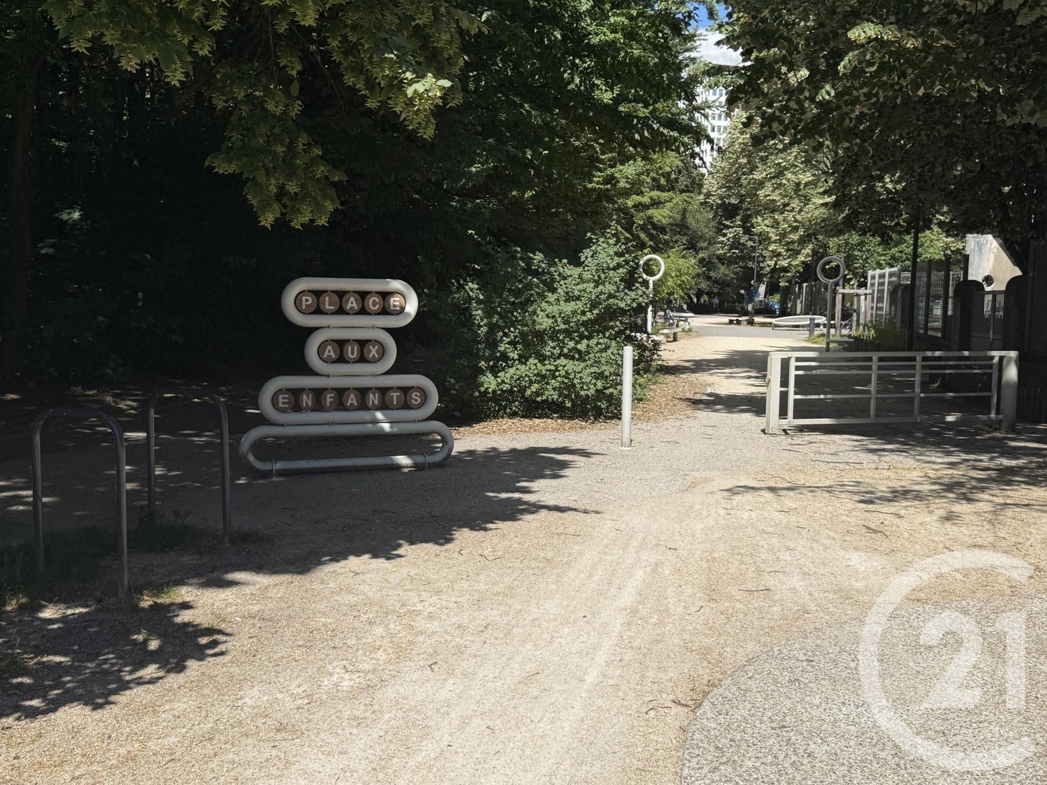 Appartement T6 à vendre - 6 pièces - 119.3 m2 - GRENOBLE - 38 - RHONE-ALPES - Century 21 Agence Foch