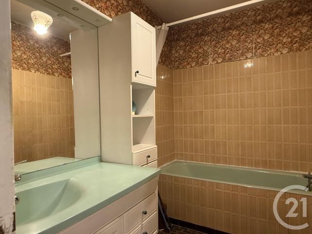Appartement T6 à vendre - 6 pièces - 119.3 m2 - GRENOBLE - 38 - RHONE-ALPES - Century 21 Agence Foch