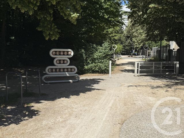 Appartement T6 à vendre - 6 pièces - 119.3 m2 - GRENOBLE - 38 - RHONE-ALPES - Century 21 Agence Foch