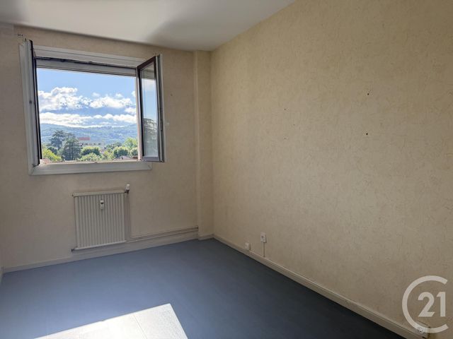 Appartement T4 à vendre - 3 pièces - 86.96 m2 - ECHIROLLES - 38 - RHONE-ALPES - Century 21 Agence Foch