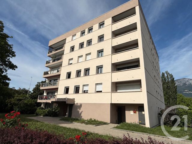 Appartement T4 à vendre - 3 pièces - 86.96 m2 - ECHIROLLES - 38 - RHONE-ALPES - Century 21 Agence Foch