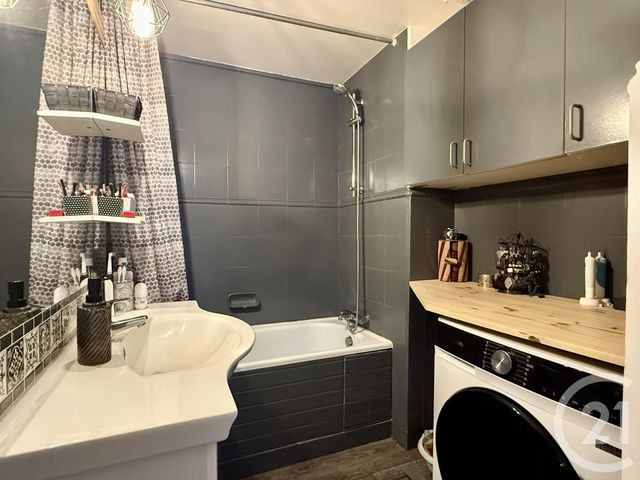 Appartement T3 à vendre - 3 pièces - 76.5 m2 - GRENOBLE - 38 - RHONE-ALPES - Century 21 Agence Foch
