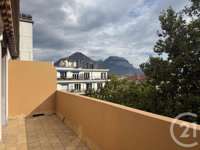 Appartement T1 à vendre - 1 pièce - 34.93 m2 - GRENOBLE - 38 - RHONE-ALPES - Century 21 Agence Foch