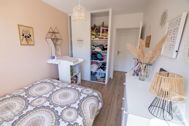 Appartement T3 à vendre - 3 pièces - 71.83 m2 - SEYSSINS - 38 - RHONE-ALPES - Century 21 Agence Foch