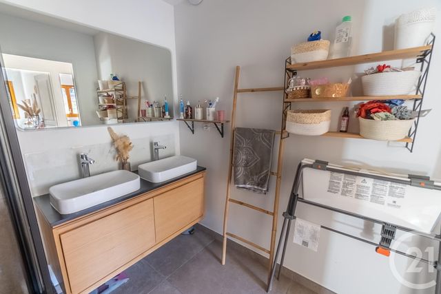 Appartement T3 à vendre - 3 pièces - 71.83 m2 - SEYSSINS - 38 - RHONE-ALPES - Century 21 Agence Foch